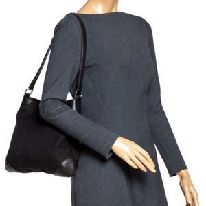💯 Authentic Vintage Gucci Black GG Canvas & Leather Hobo Shoulder Bag